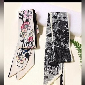 Set of silk rose twillies